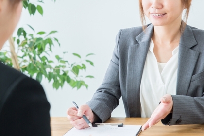 何となく将来が不安
独身だけど遺言書は必要？
エンディングノートを書いてみたい
相続の手続き、面倒でほったらかし
死後離婚ってできるの？
離婚の書類は作っておいた方が良いの？
女性とシニアの様々な悩みを解決する強い味方です